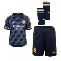 Real Madrid Vinicius Junior #7 Auswärts Trikotsatz Kinder 2023-24 Kurzarm (+ Kurze Hosen)